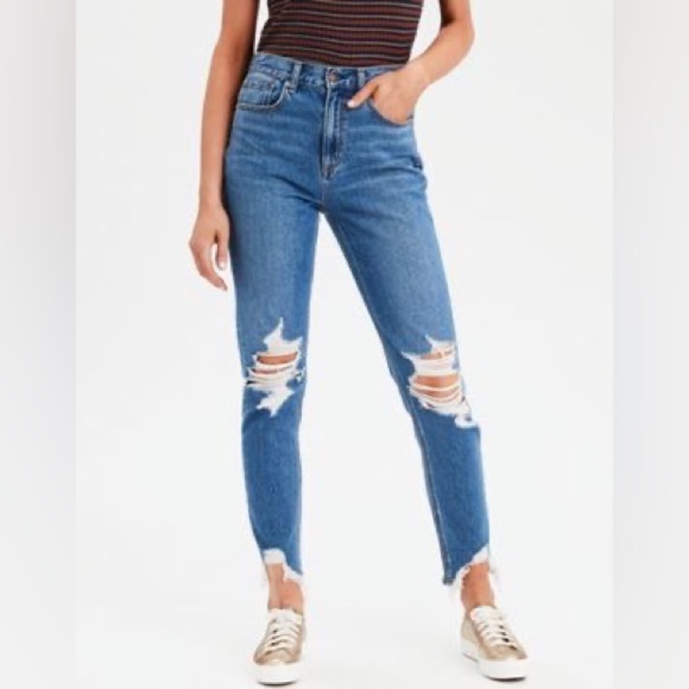 American Eagle Mom Jeans